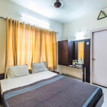 Hotel Abhishek ,Nashik Esterno foto