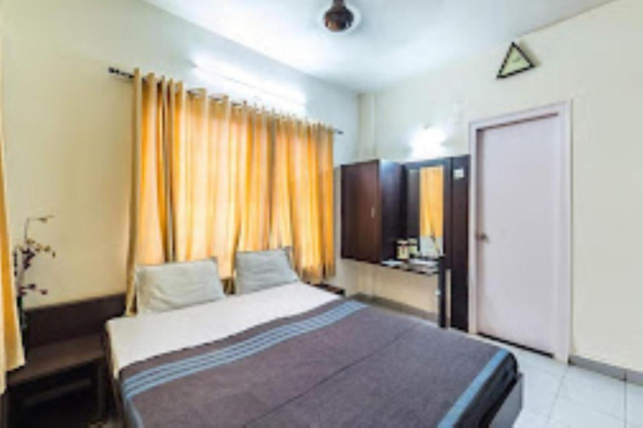 Hotel Abhishek ,Nashik Esterno foto